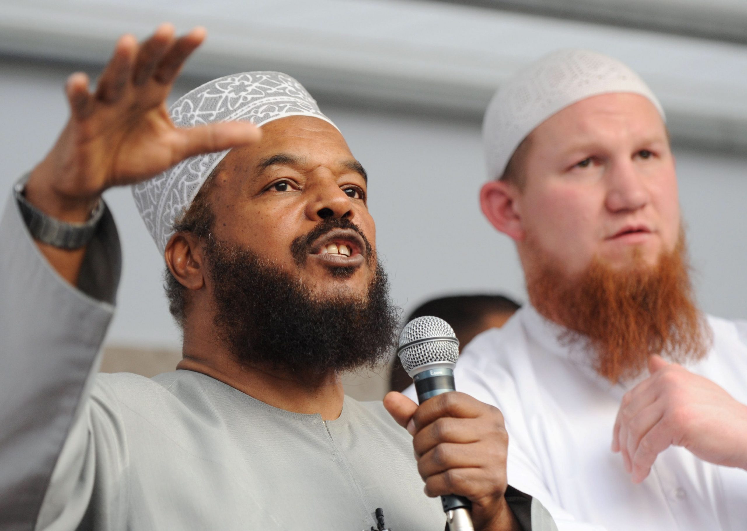 Abu Ameenah Bilal Philips Responds To The Question, "What Are The Islamic Rules Governing The Execution Of An Individual?"