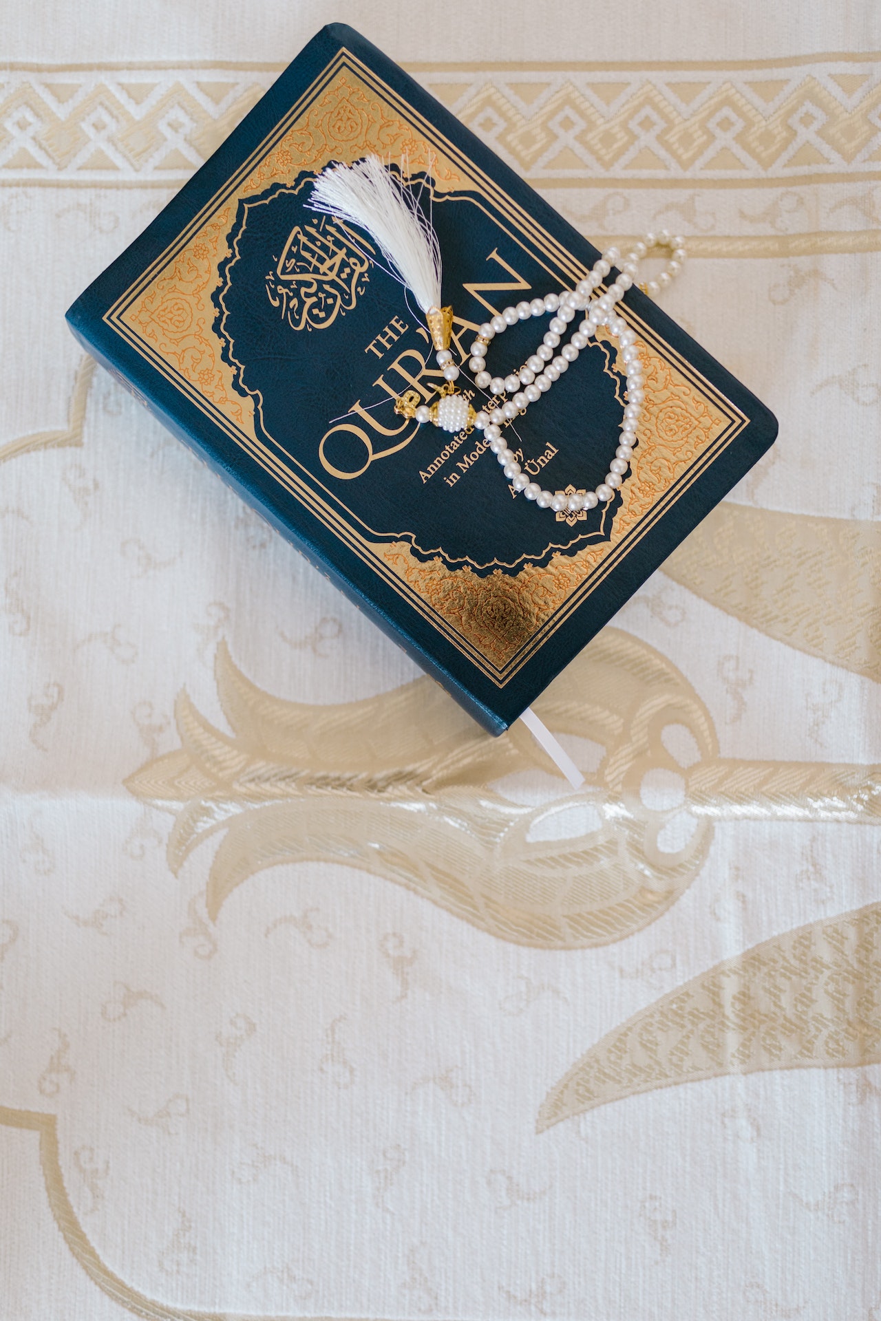 Black and gold quran